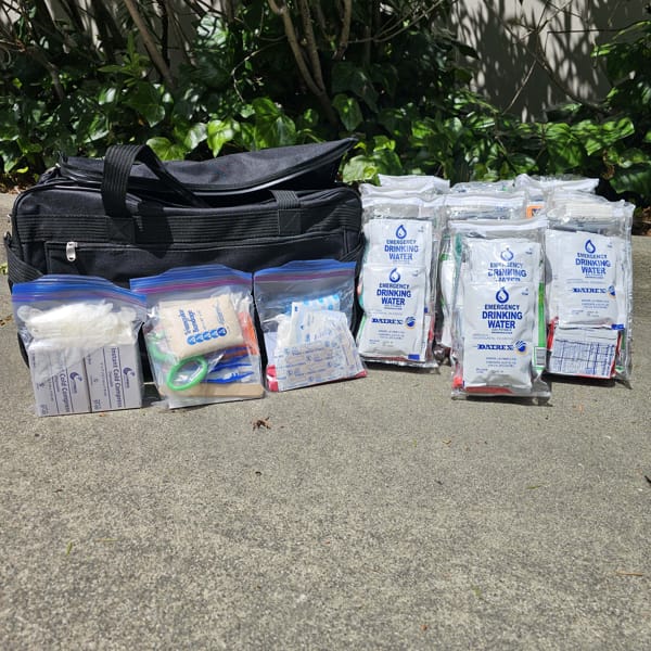 10 Person Survival Kit